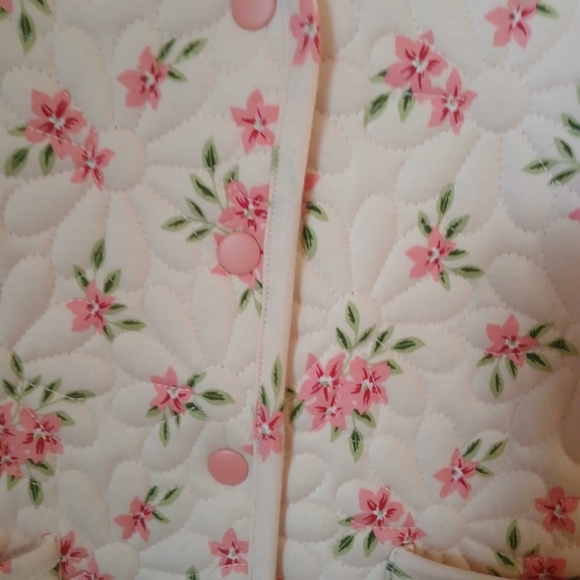 Cupcakes and Cashmere  Toddler Girl's Pink Floral Quilted Jacket Size 3 T - Picture 9 of 12